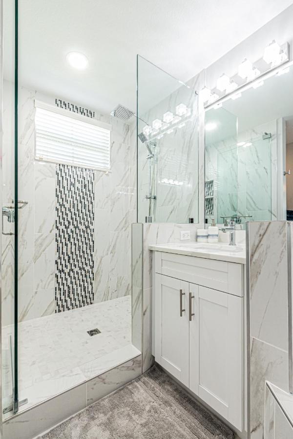 Greenlinks At Lely Luxury White Orchid Fully Renovated Modern 1St Floor 3Bdr Golf Resort Villa Нейплс Экстерьер фото